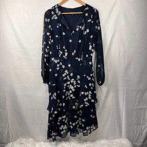 Banana Republic Long Sleeve Tiered Floral Midi Dress // Size 8